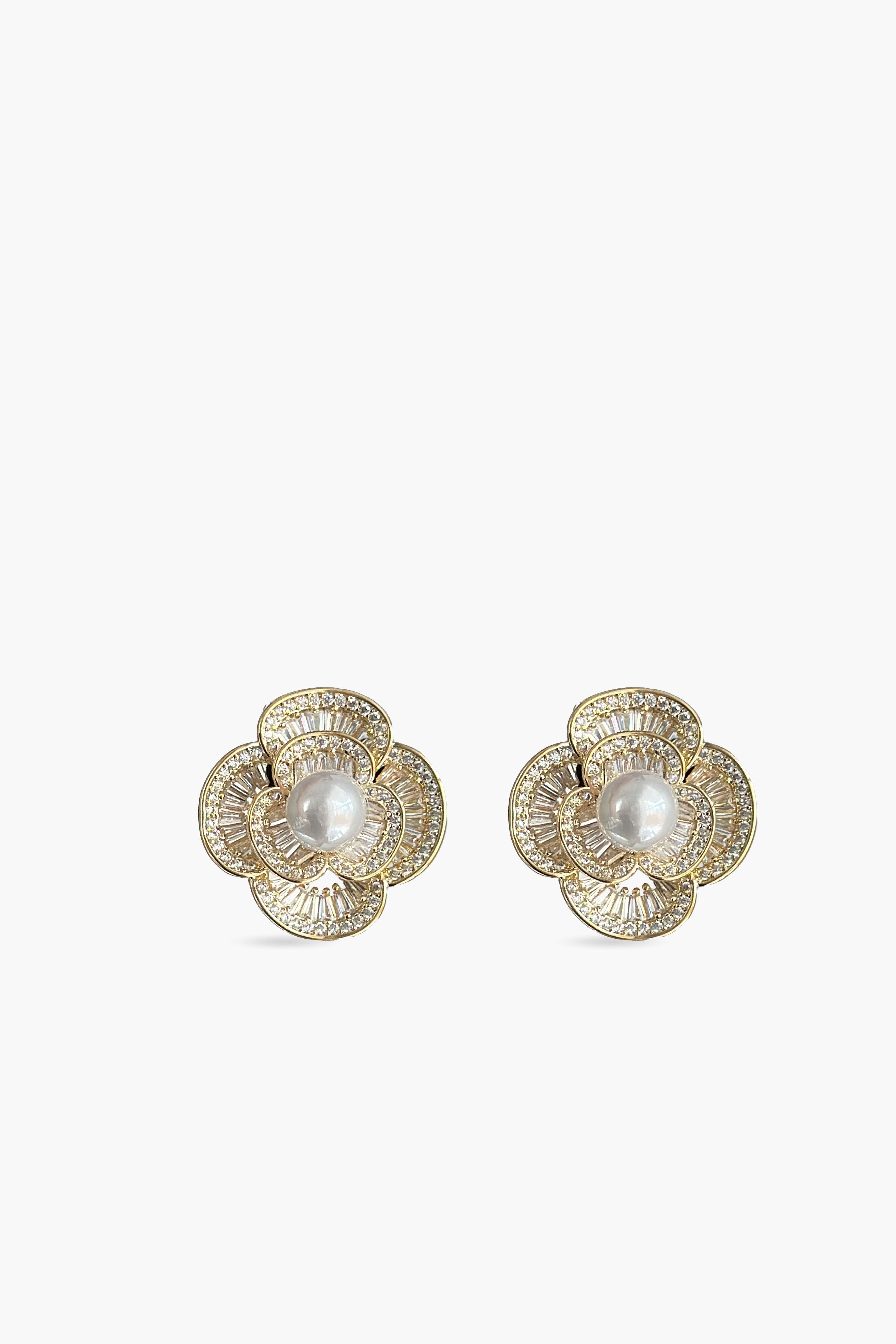 Zelora Earring