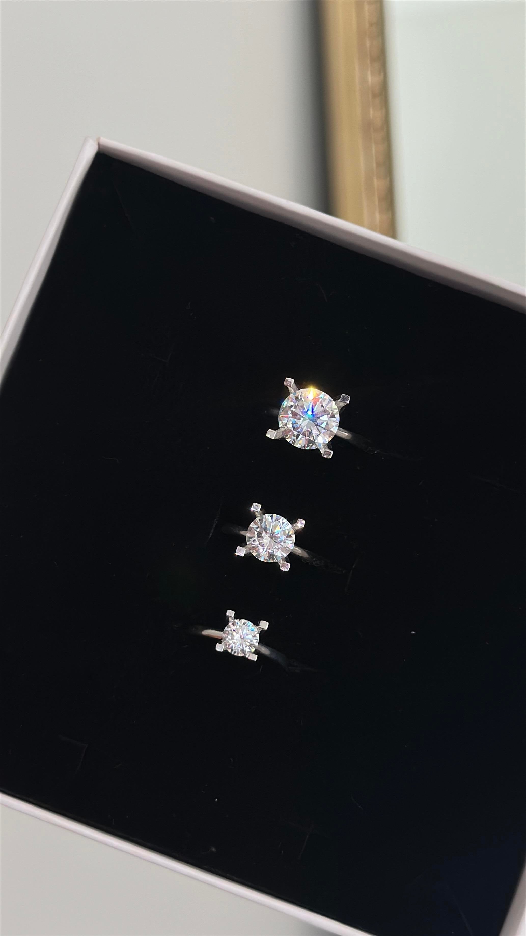 6MM 0.90CT Solitaire Ring
