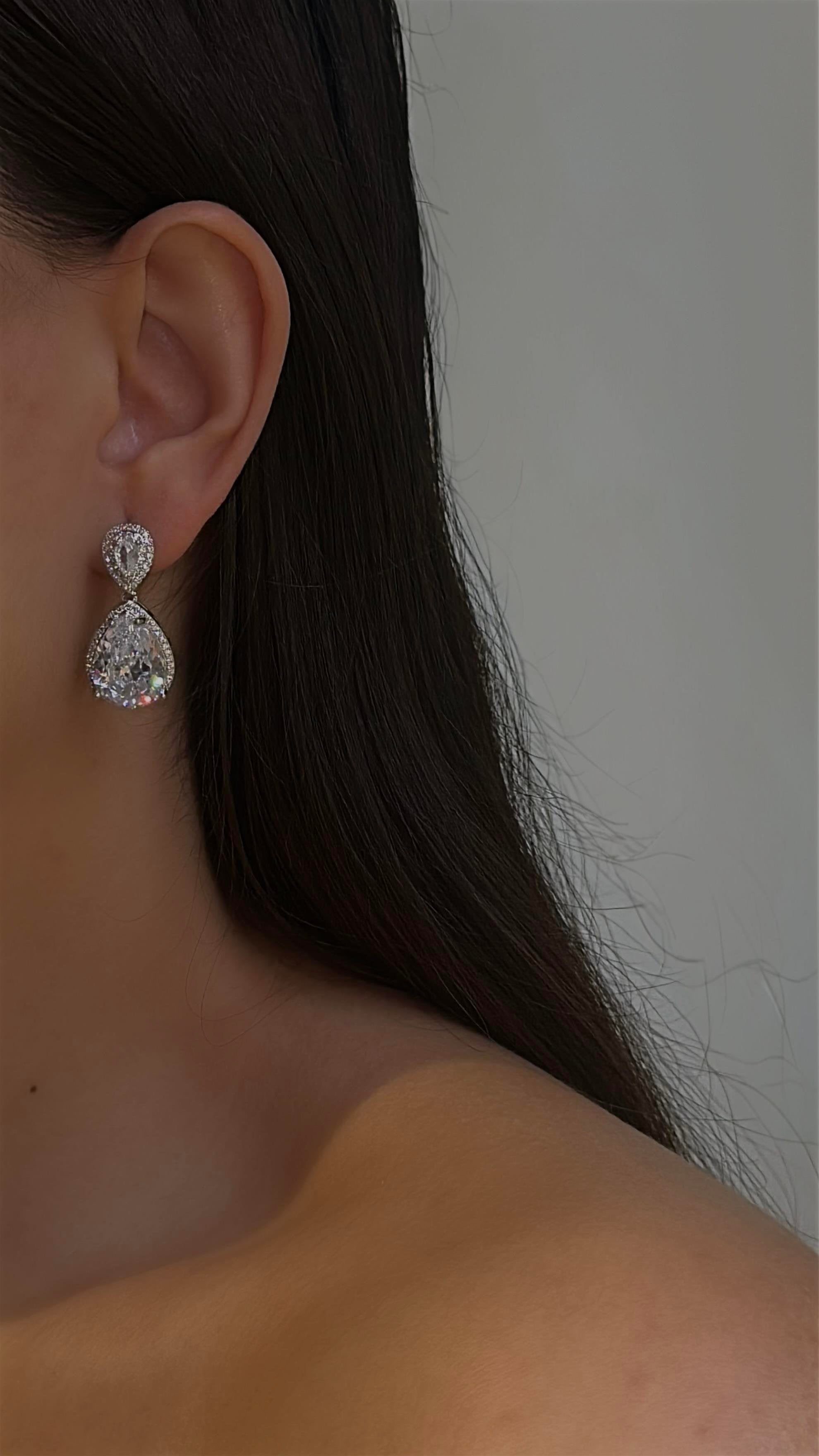 Roselind Earring