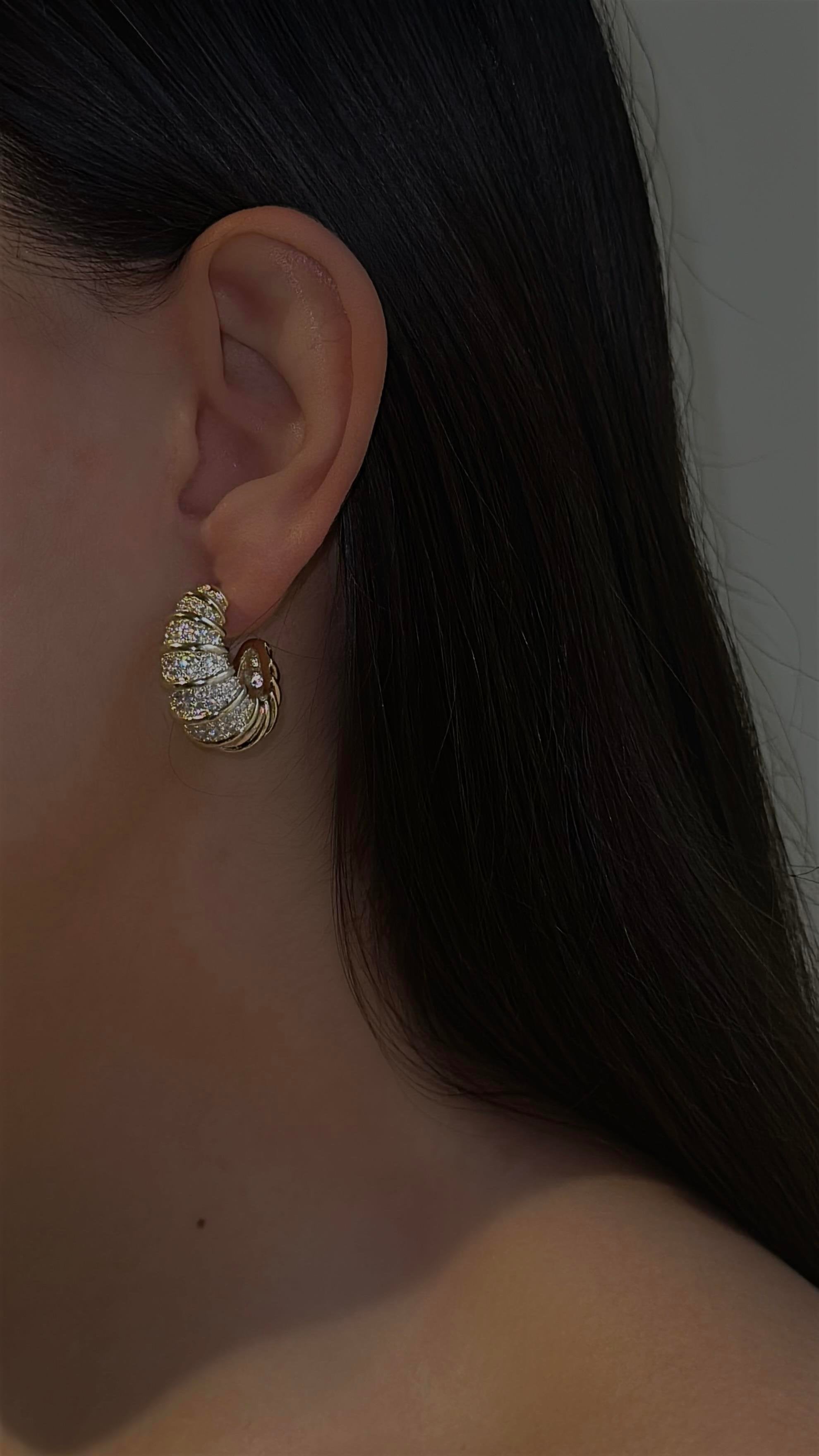 Lume Earring