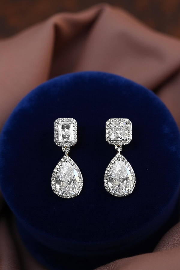 Heliora Earring