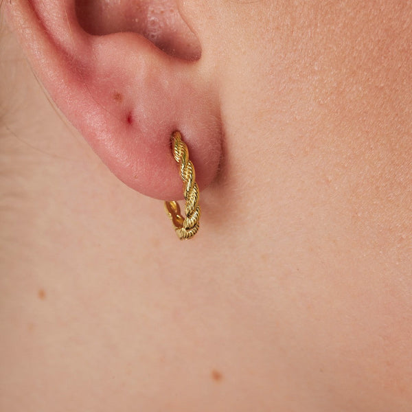 Jurelia Earring