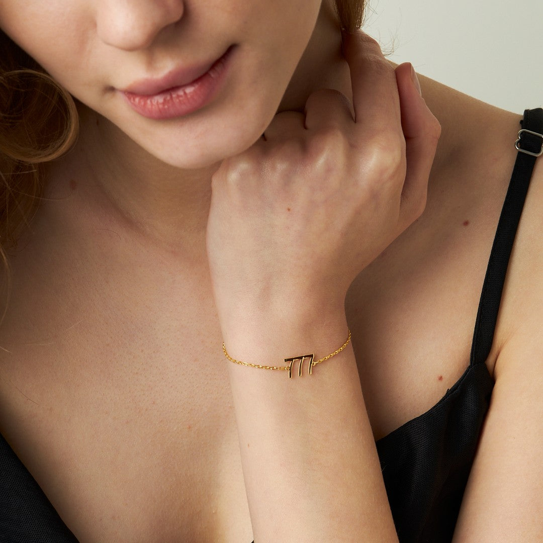 Halvora Bracelet