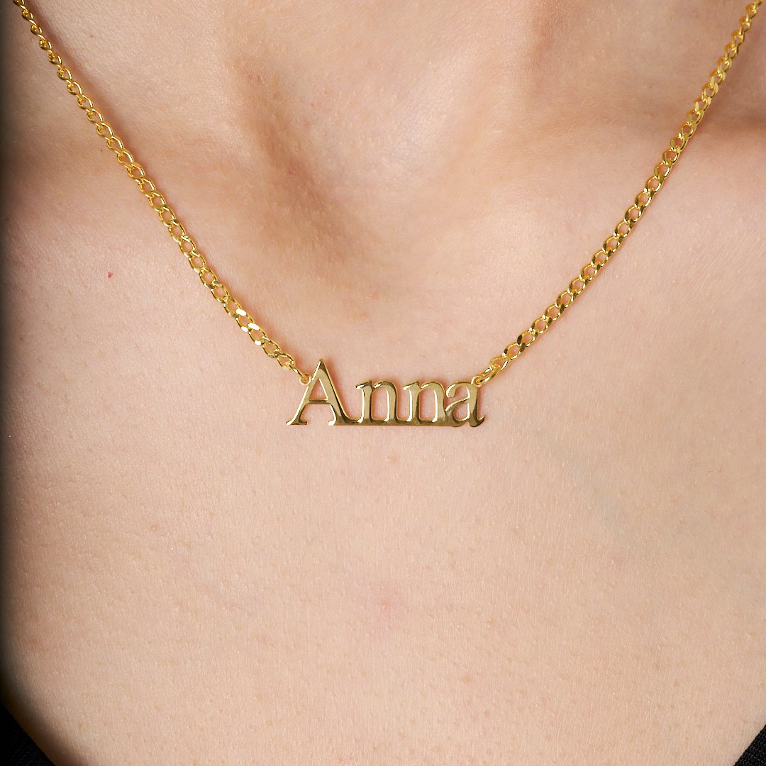 Avenese Necklace