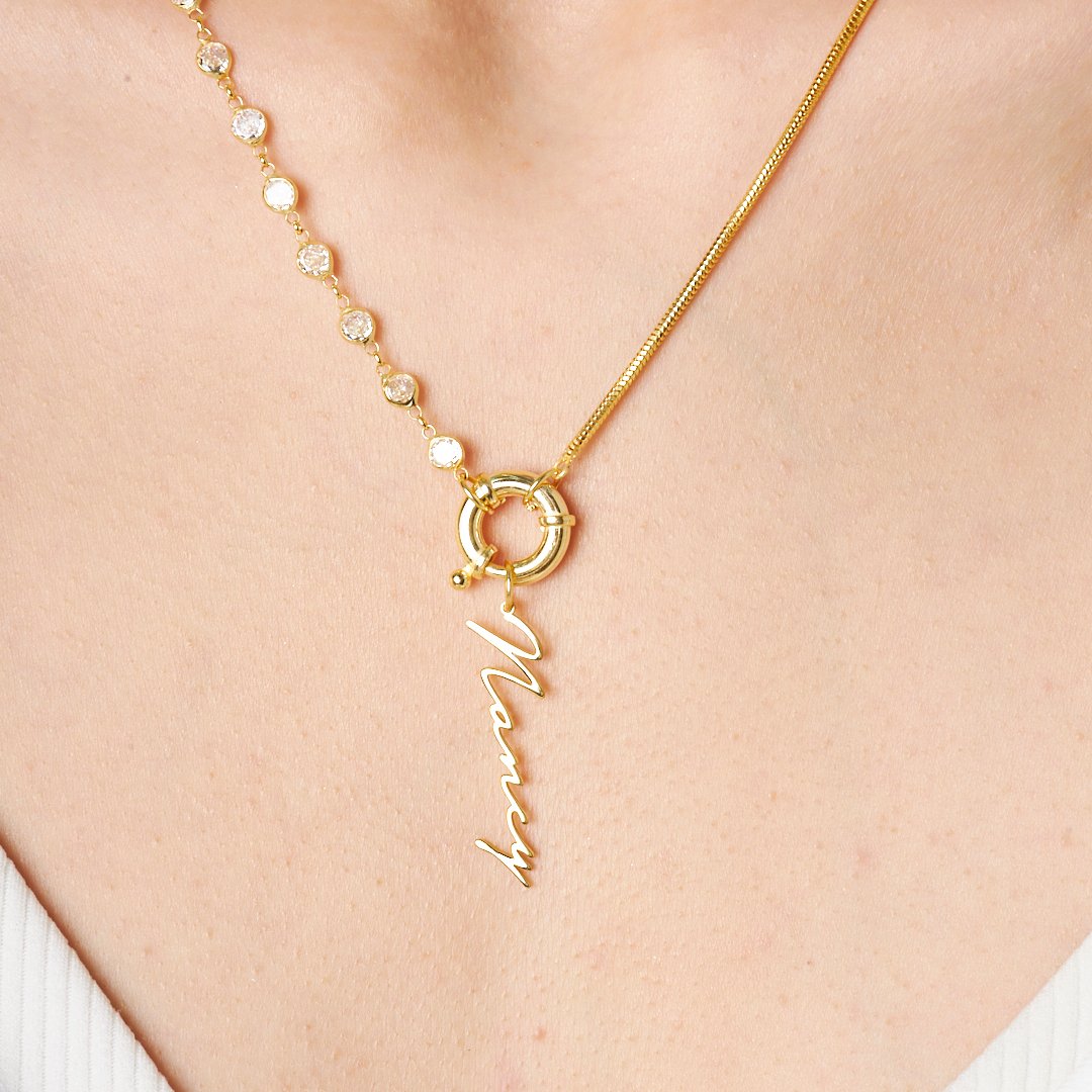 Avinessa Necklace
