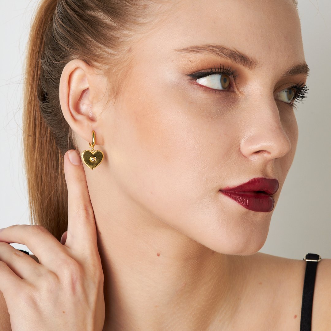 Delyvia Earring