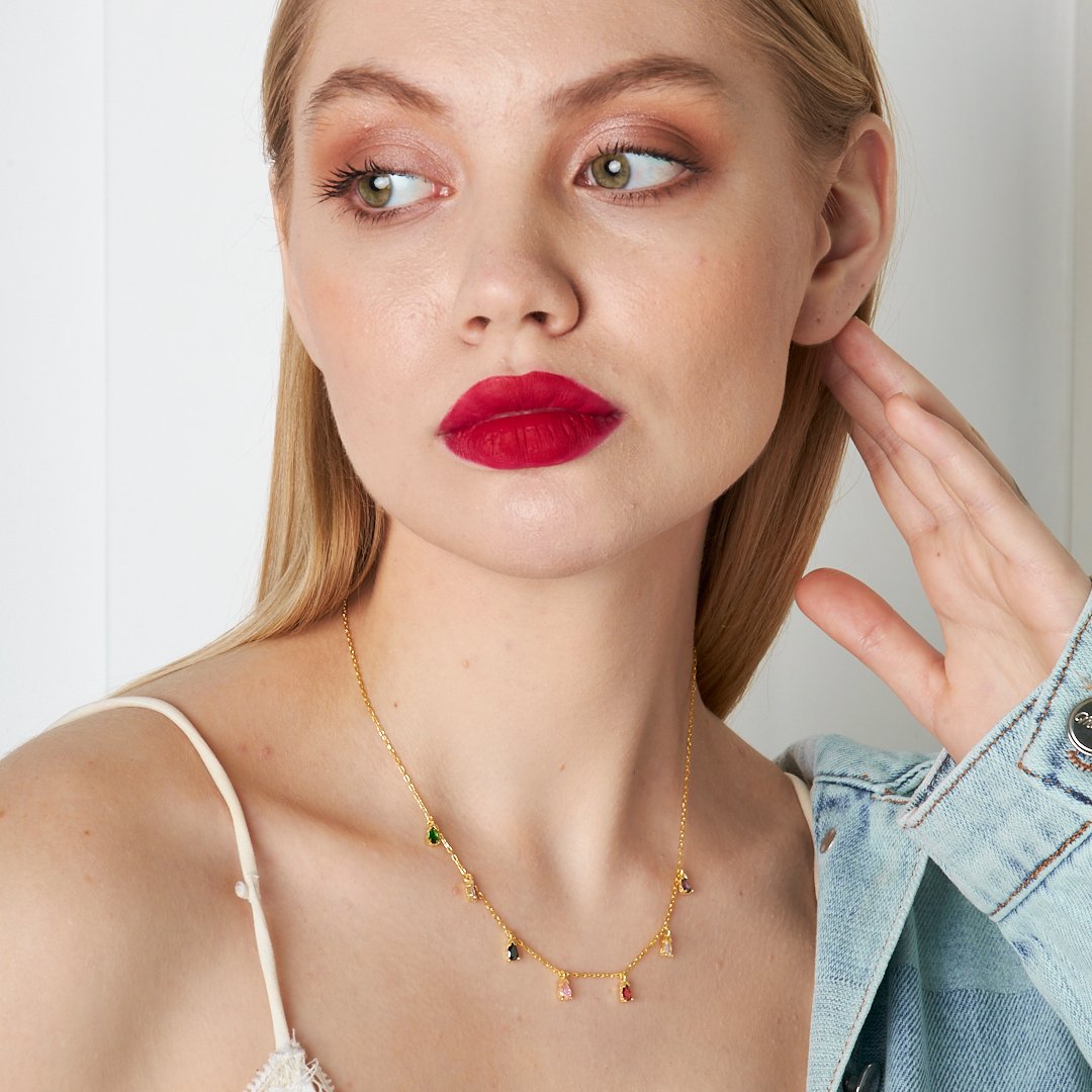 Calyra Necklace
