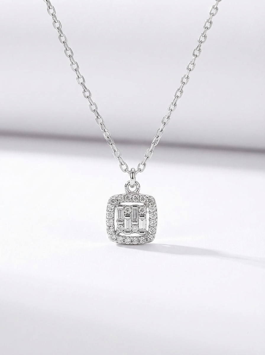 Emina Baguette Necklace