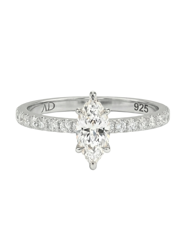 0.81CT | Marquise Cut Eternity Yüzük