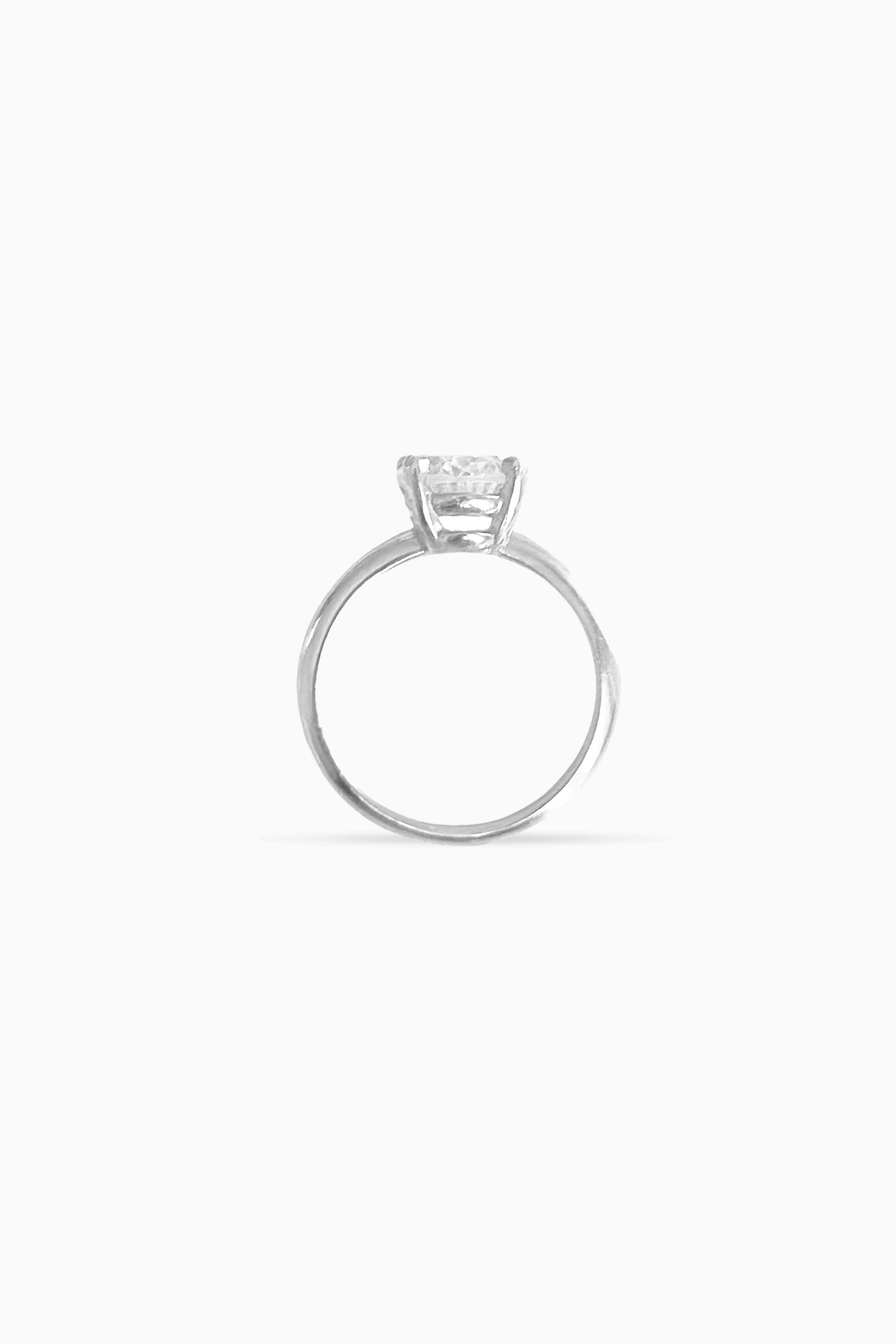 Oval Cut Yüzük