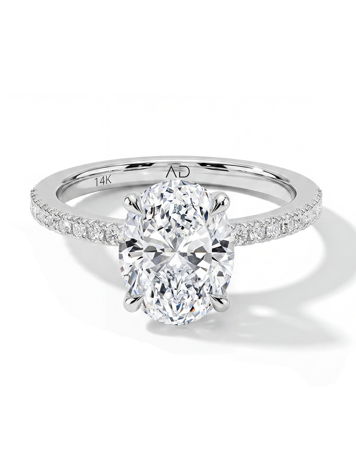 Oval Kesim Kolu Taşlı Tektaş Yüzük