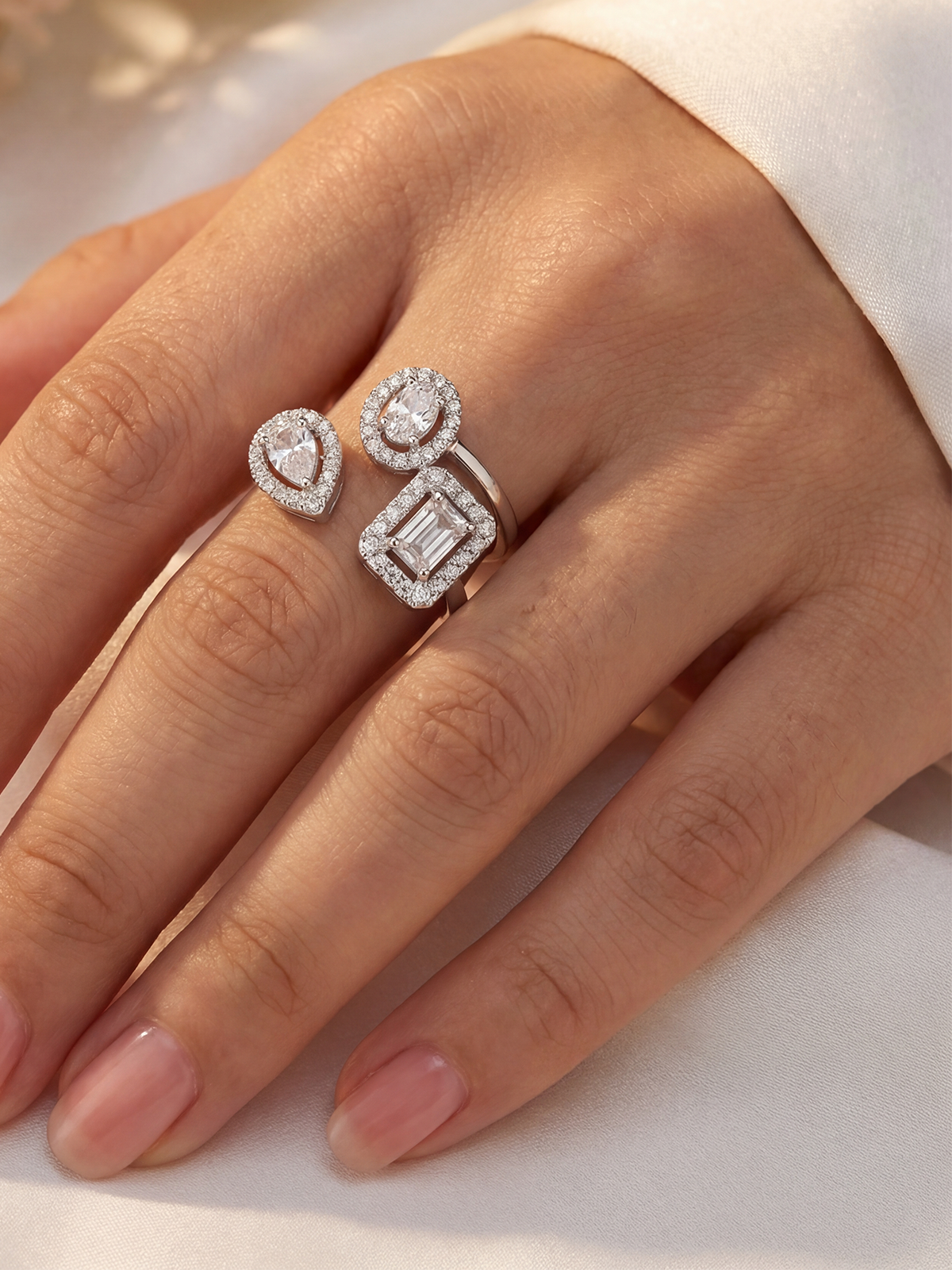 Oval Baget Damla Yüzük